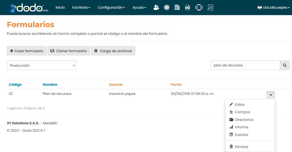 Pestaña lateral de un formulario desplegada con las opciones Editar, Campos, Directorios, Informe, Eventos y Eliminar.