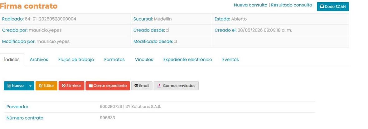 Detalle de un registro con la barra de acciones: Nuevo, Editar, Eliminar, Cerrar expediente, Email.